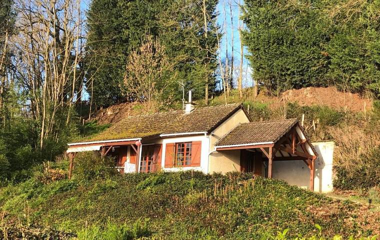 Location de vacances pour 4 personnes, avec terrasse et vue, animaux acceptés à Vendenesse-sur-Arroux