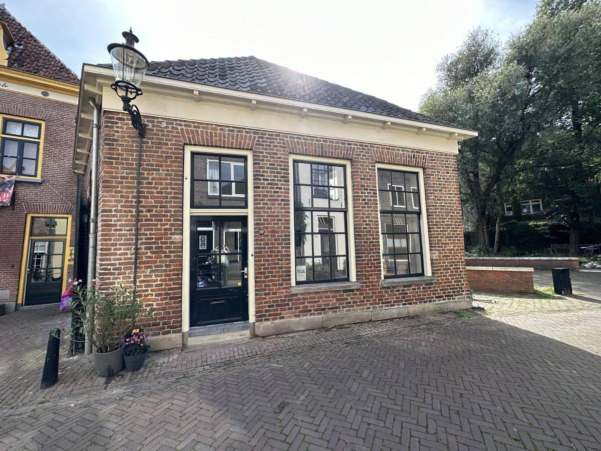 Ganze Wohnung, Luxe Loft in Historisch Pand in Walstraat Deventer in Deventer, IJssel