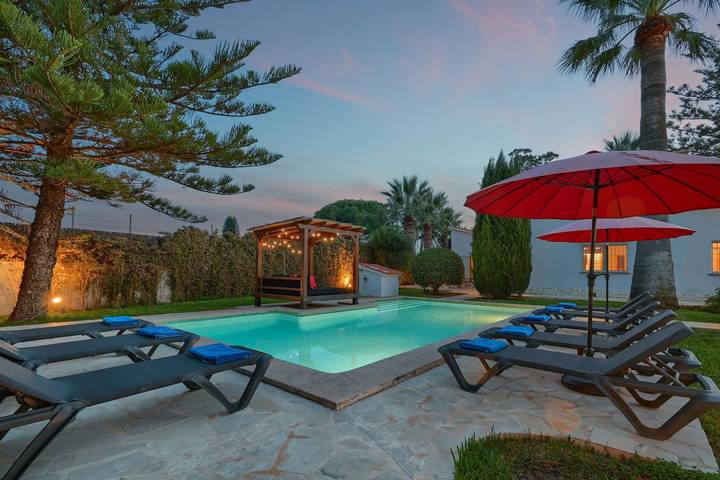 Villa for 4 people, with Garden and Pool in El Palmar