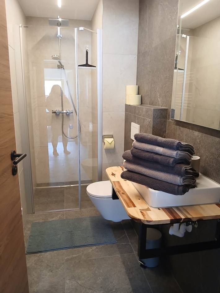 Ferienwohnung für 8 Personen, mit Balkon und Terrasse sowie Garten und Sauna in Kaunerberg - 3