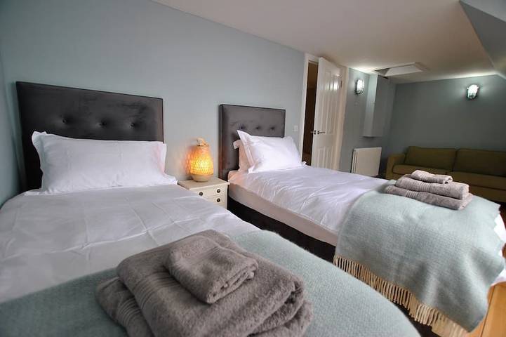 Carstairs House- fabulous family home by the sea in Cellardyke, Région de Fife