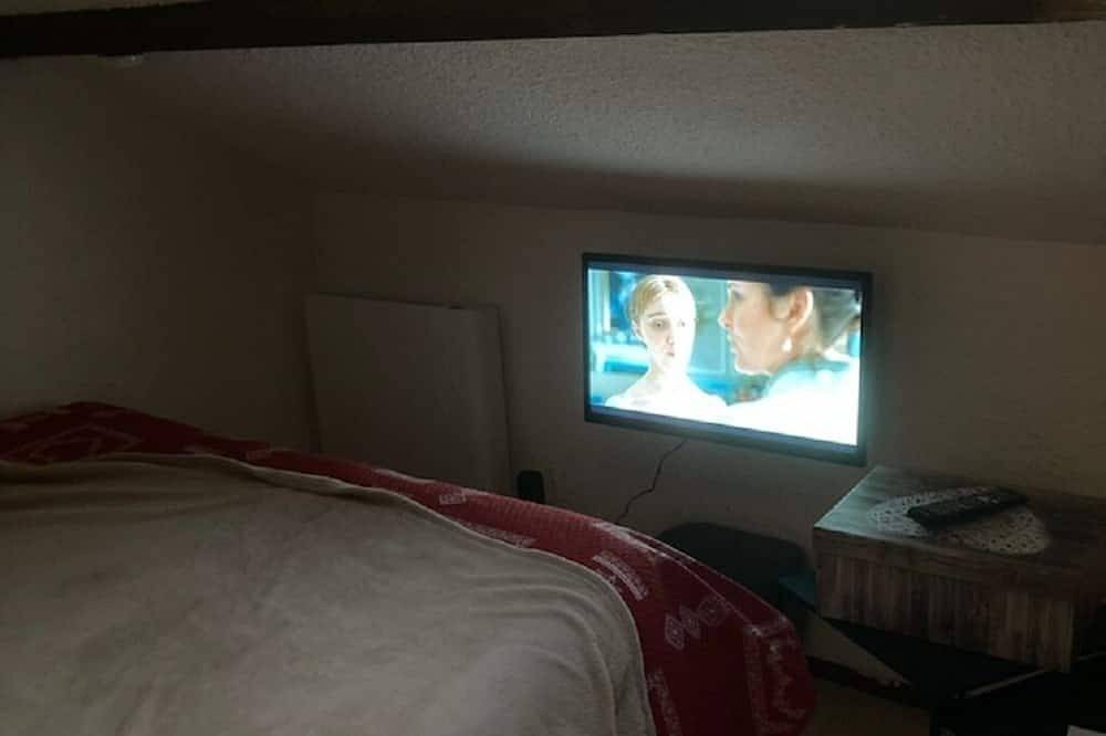 Geheel appartement, Cosy apartment at the foot of the slopes and in the heart of Lélex in Lélex, Parc naturel régional du Haut-Jura