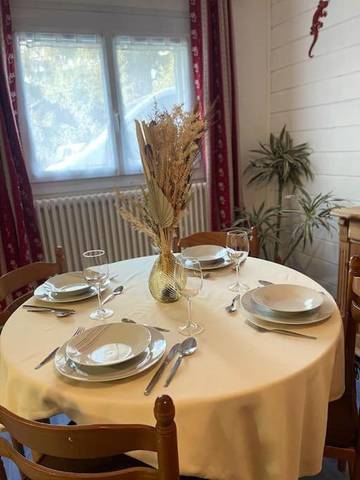 Gîte pour 4 personnes, avec vue à Aigueblanche