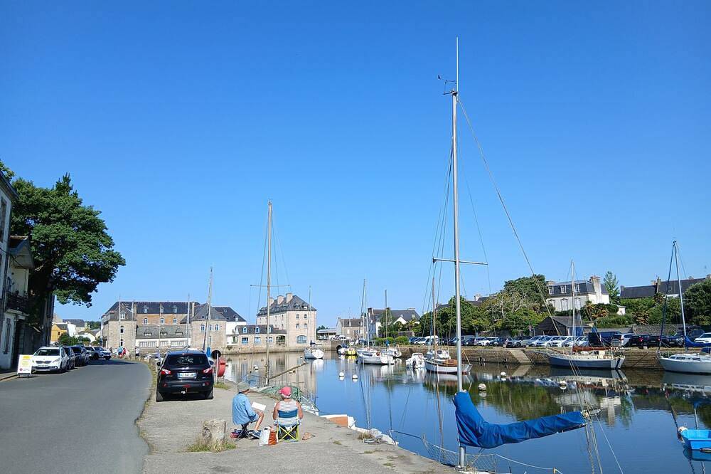 Entire apartment, Apartment in the heart of Pt L'abbé, a small town of character in Bigouden country in Pont-l'Abbé, Quimper region