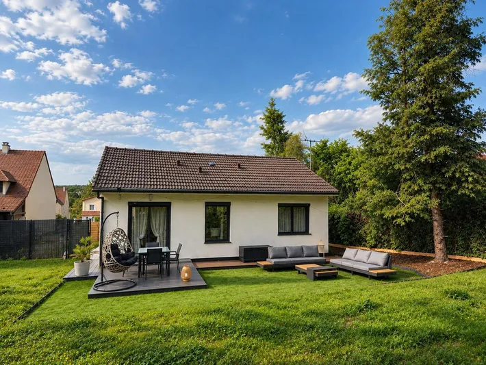 Ferienwohnung für 4 Personen, mit Terrasse und Ausblick sowie Garten - 1