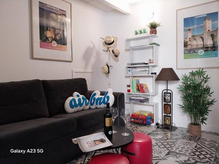 Location de vacances pour 5 personnes, avec vue et jardin à Luzech - 3