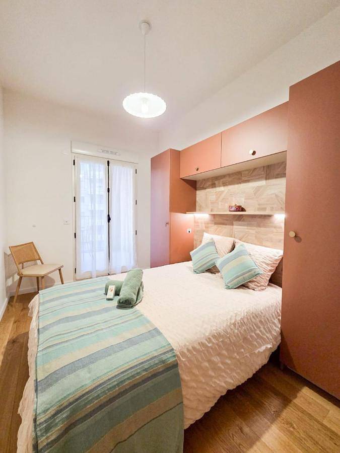 Gîte pour 4 personnes, avec Terrasse dans Casino les 4 Chemins