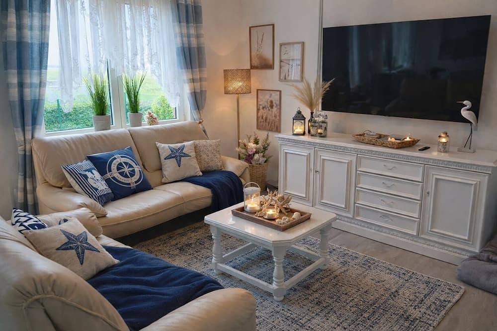 Haus Marilene mit eingezäuntem Garten nahe Nordsee und Greetsiel in Krummhörn, Landkreis Aurich