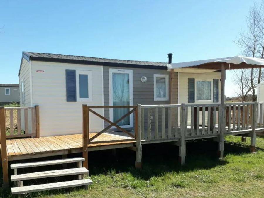 Aux 4 vues - Mobilhome 6 personnes - Mobil-Home 3 Chambres 6 Personnes Clim Tv in Saint-Papoul, Région de Carcassonne