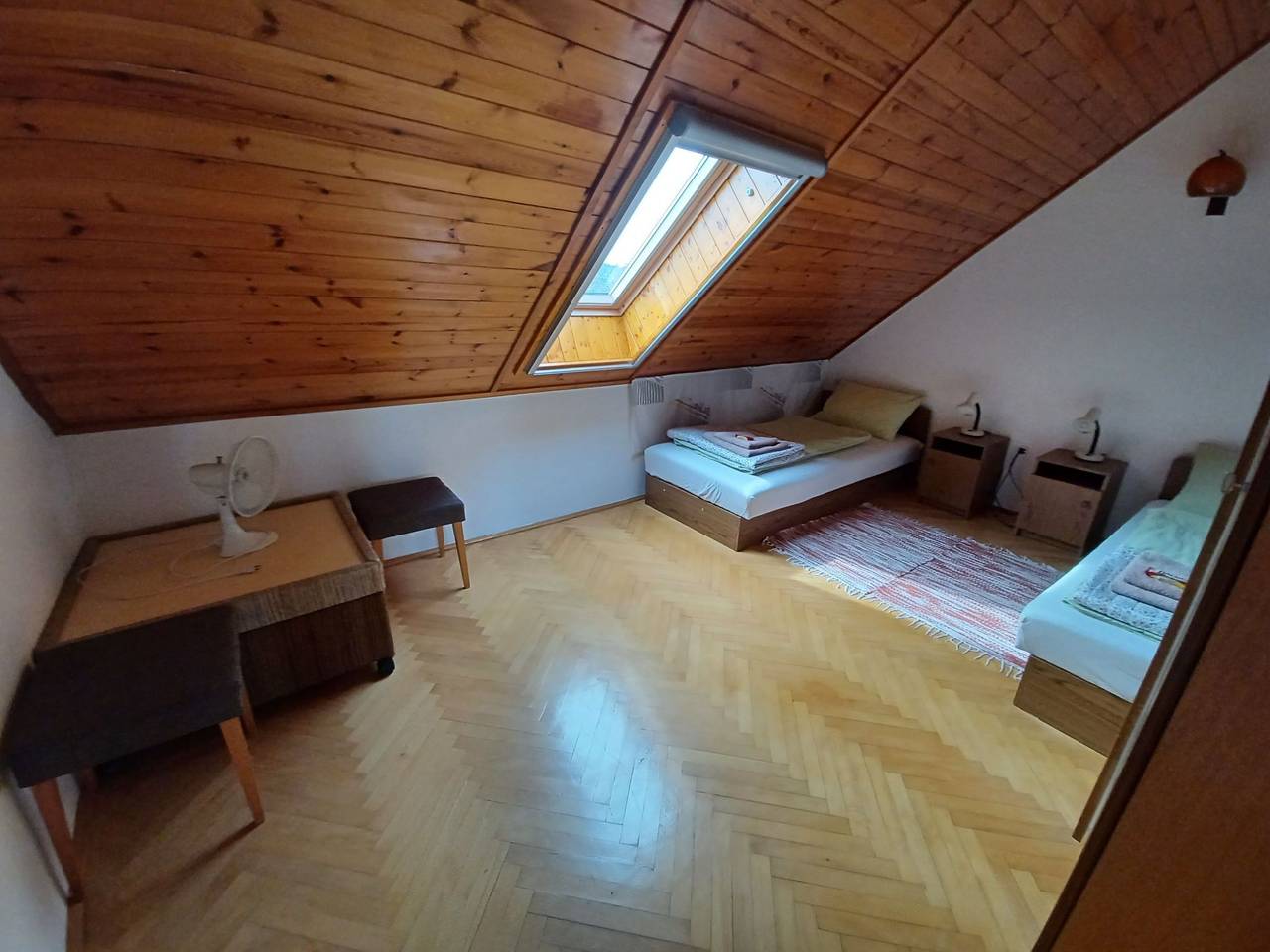 Ganze Wohnung, Wohnung für 12 Pers. in Fonjod, Plattensee Südufer