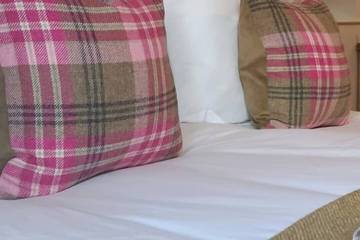 Glamping for 2 People in Stoughton, West Sussex, Photo 2