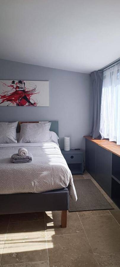 Location de vacances pour 6 personnes, avec Terrasse ainsi que Jardin et Piscine à Cabannes - 3