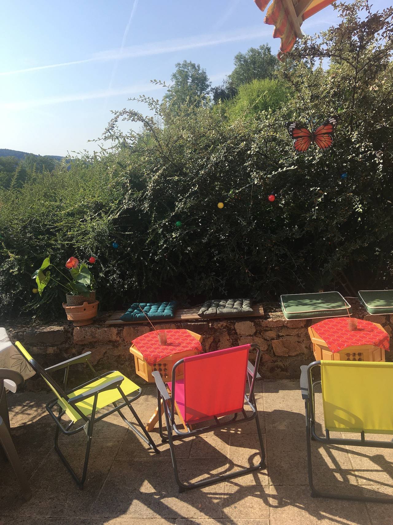 Chambres d'hôtes "Maison du Bonheur" - Chambre Vert nature in Claveisolles, Région de Villefranche-sur-Saône