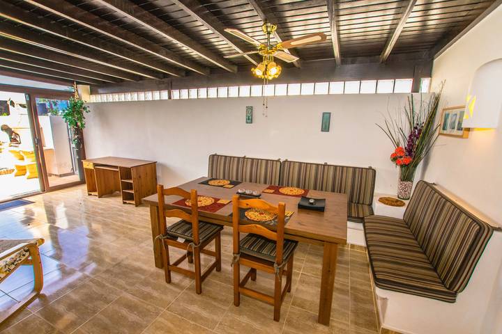 Chalet para 4 personas, con terraza además de jardín y piscina, Familias con niños en Lanzarote - 4