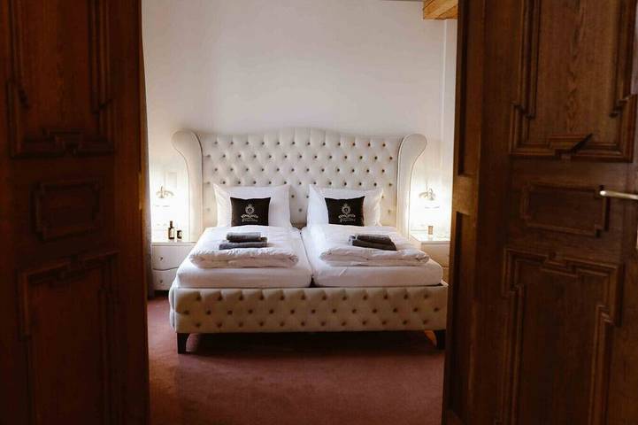 Versailles Luxury Suite 5 Guests Aurolzmünster in Aurolzmünster, Innviertel