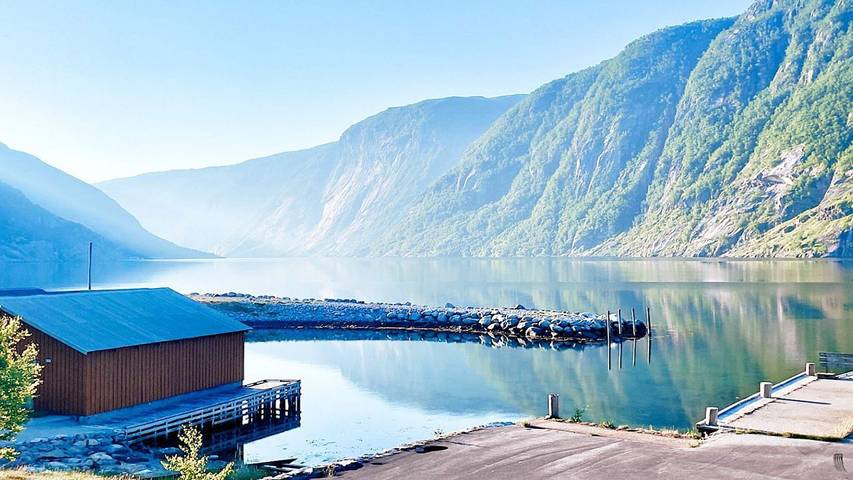 Feriehus for 19 personer, med utsikt i Norge
