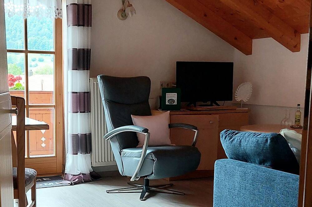 Ganze Wohnung, Ferienwohnung- 3 Personen, 40qm, 1 Schlafzimmer,  Balkon, Wlan in Oberwössen, Unterwössen