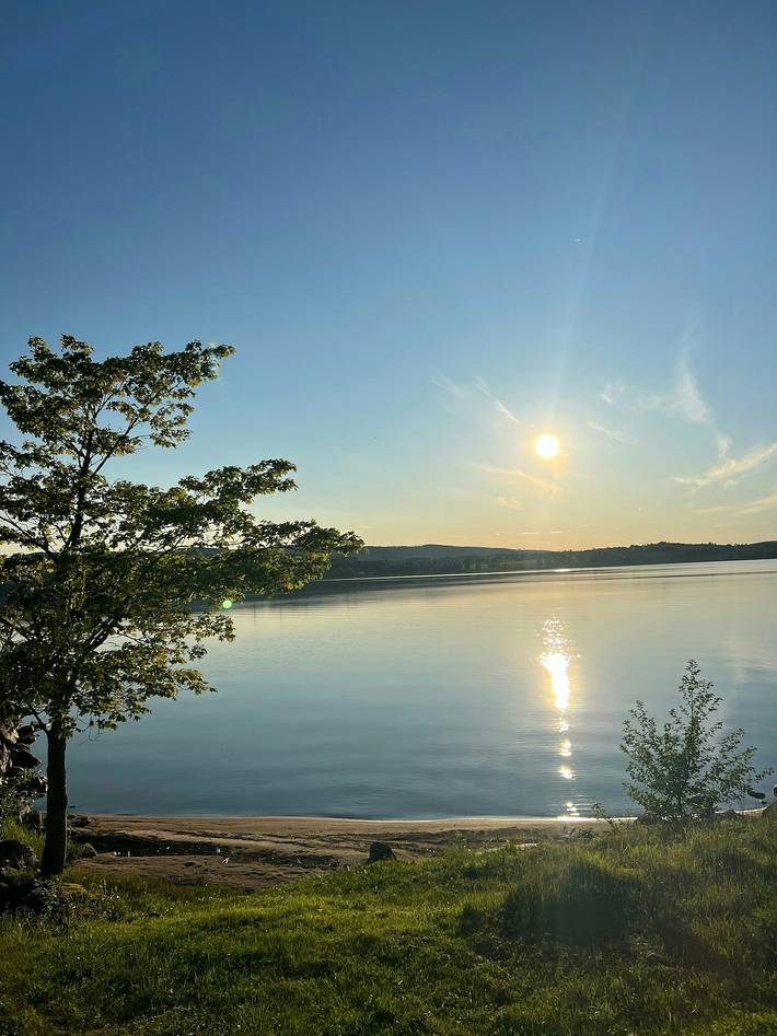 Schöne schwedische Hütte am Fryken in Värmland
