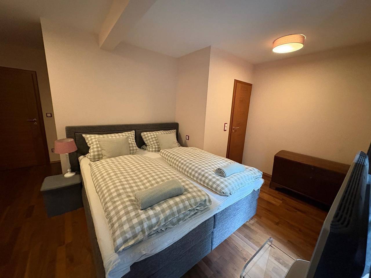 Gästehaus 'Traumhaus' mit privater Terrasse, Wi-Fi und Klimaanlage in Bergedorf Hamburg, Hamburg