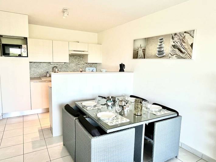 Ganze Wohnung, Modernes 2-Zimmer-Apartment mit Meerblick und Parkplatz in Étel in Étel, Côte des Mégalithes
