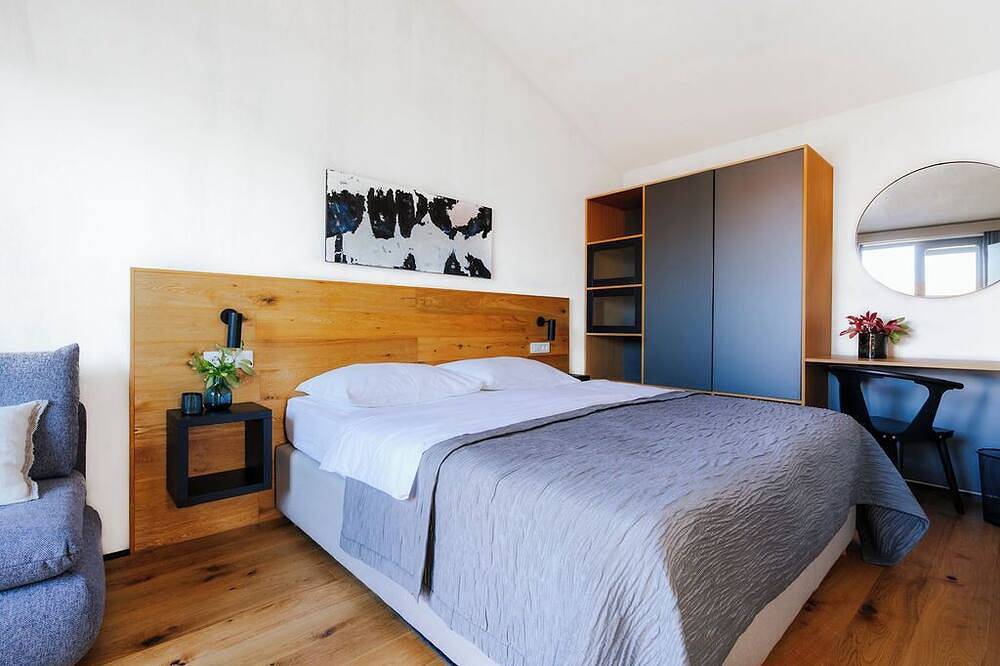 Die wunderschöne Casa Ombra Rossa mit privatem Hydromassage-Pool und Sauna in Fazana, Südküste Istrien