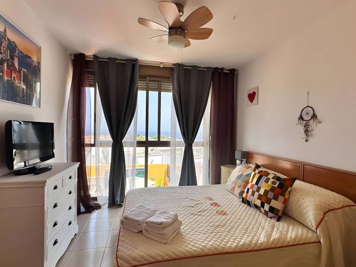 Vacation Home 'Romantic Gateway By The Sea' with Sea View, Private Terrace and Wi-Fi