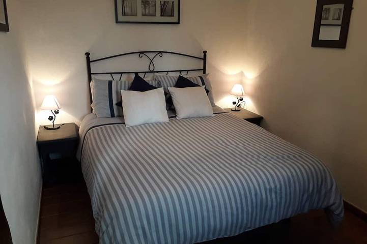 Apartamento entero, Kayenne 2, apartamento de 2 habitaciones con cocina in Fuente del Conde, Iznájar