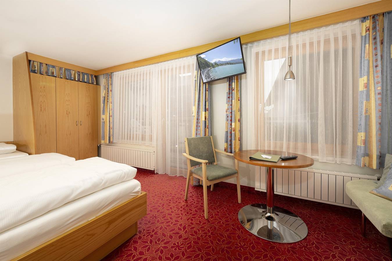 Dreibettzimmer Komfort in Karawanken und Bachergebirge, Finkenstein am Faaker See