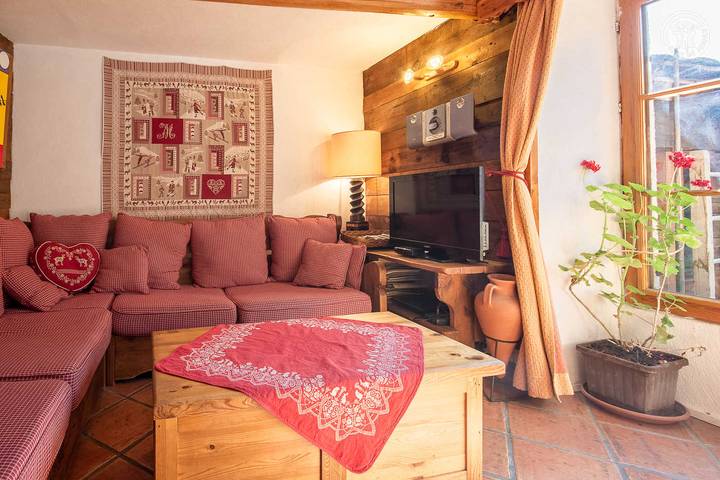 Gîte pour 6 personnes, avec jardin à Aussois - 3
