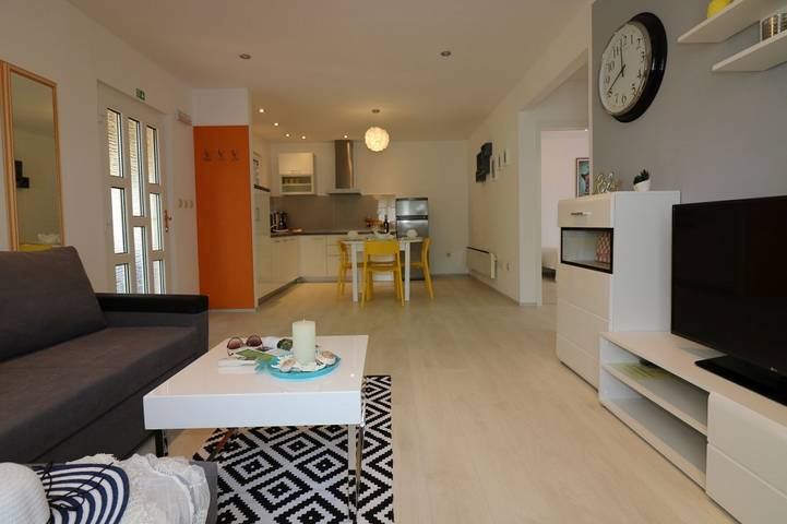 Bungalow per 5 persone, con piscina e terrazza in Istria