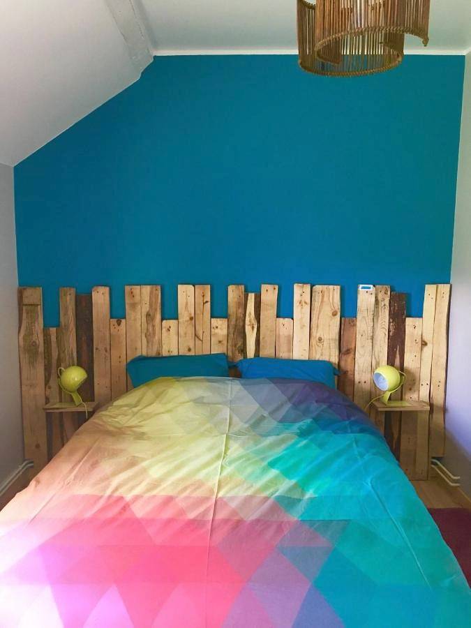 Location de vacances pour 2 personnes, avec jardin ainsi que vue et terrasse à Brassy - 2