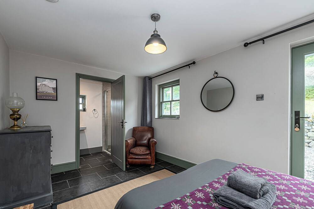 Charming and secluded 3-bedroom cottage in the heart of Eryri National Park in Betws-y-Coed, Snowdonia