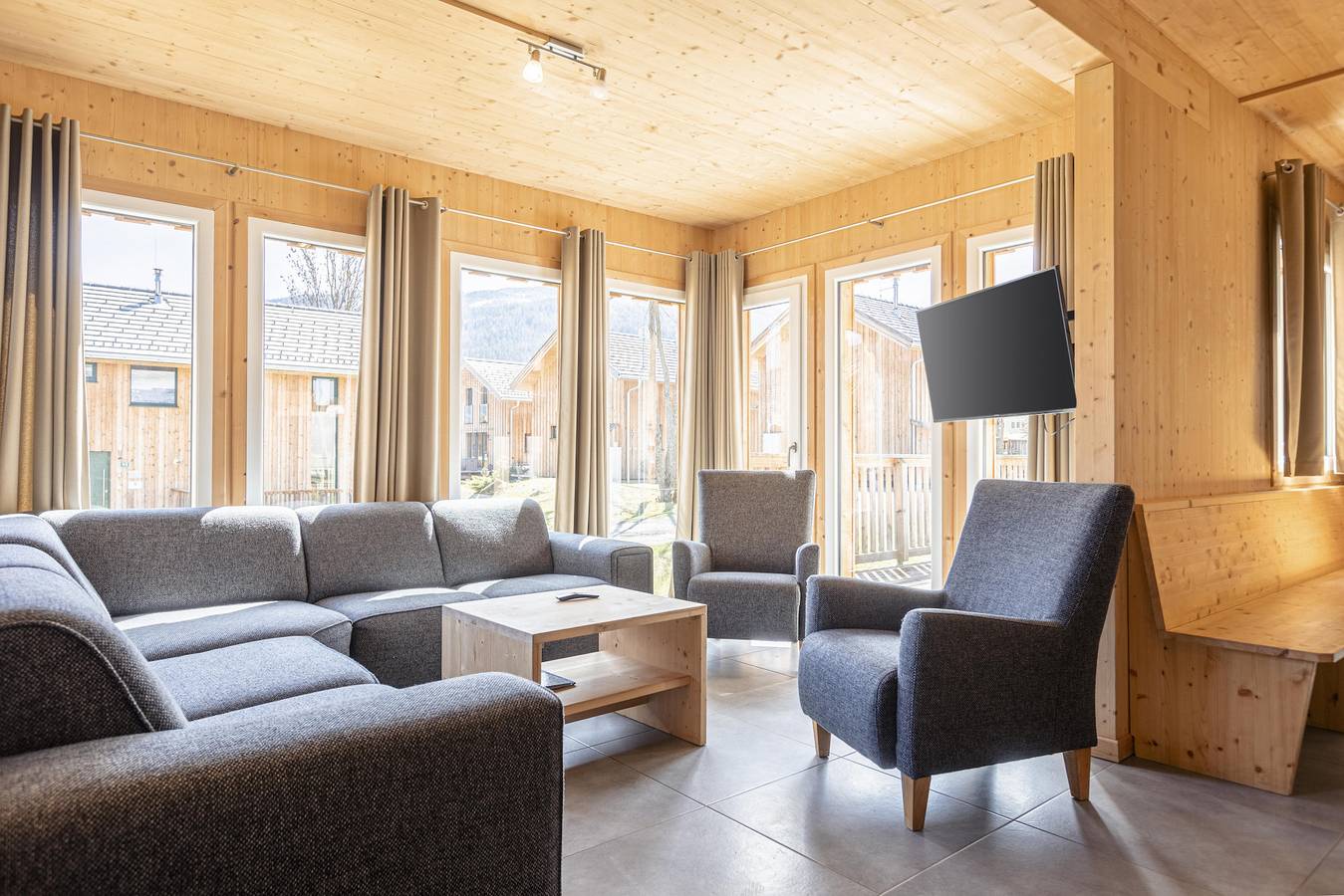 Premium Chalet # 41 mit Sauna & Whirlpool in St. Georgen ob Murau, Sankt Georgen am Kreischberg