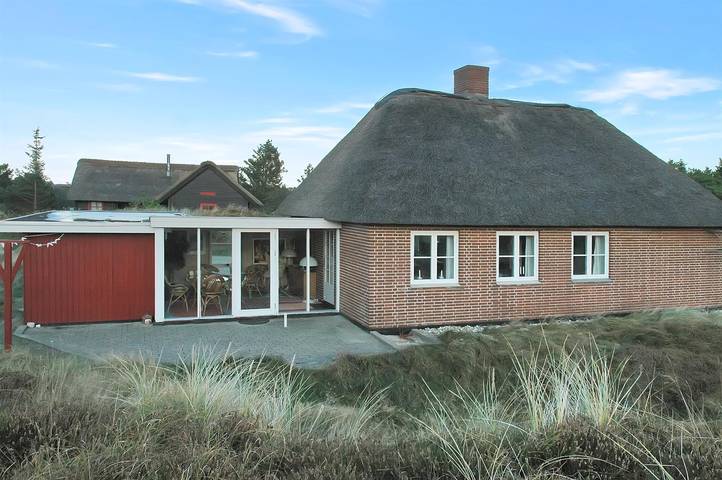 Ferienhaus für 6 Personen, mit Terrasse und Sauna in Vejers Strand
