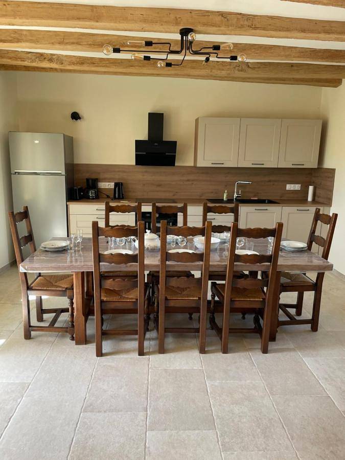 Location de vacances pour 12 personnes, avec jardin à Bréhémont - 3