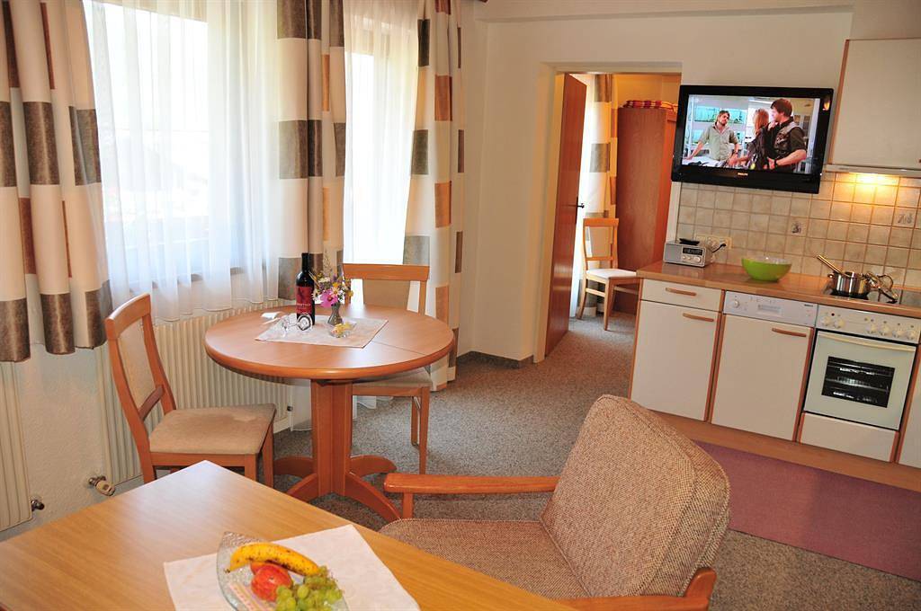 Ganze Ferienwohnung, Ferienwohnung für 2 Personen mit Balkon in Sankt Jakob in Defereggen, Osttirol