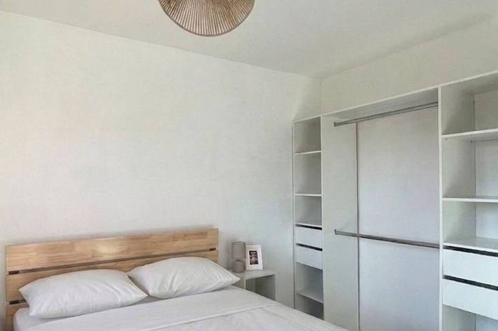 Ganze Wohnung, Bright 3-bedroom apartment between Annecy and Aix-les-Bains • 5 passengers • Balcony with a view of the mountains in Rumilly, Annecy und Umgebung
