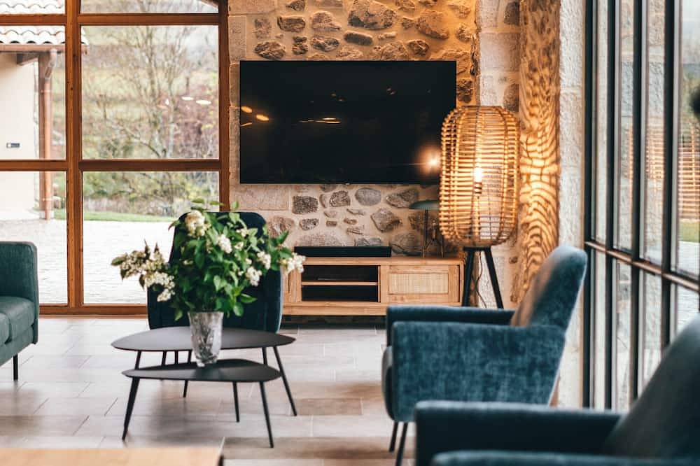 La Ferme d'Edouard by Explorhome in Labatie-d'Andaure, Parc naturel régional des Monts d'Ardèche