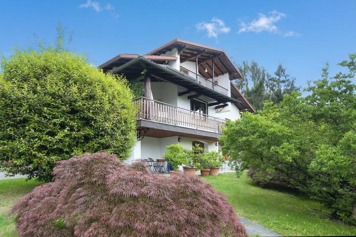 Villa for 2 people, with Balcony and Lake view in Lago Maggiore