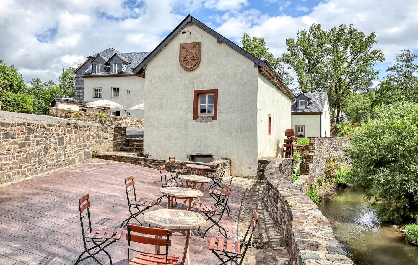 Appartement relaxant avec sauna, bain à remous et terrasse - Laarberg 800m in Irrhausen, Arrondissement d'Eifel-Bitburg-Prüm