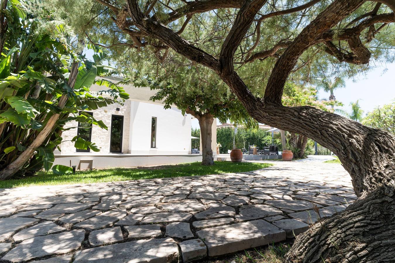 Nereide, villa di lusso in Sicilia con piscina, vicino al mare in Punta Secca, Santa Croce Camerina
