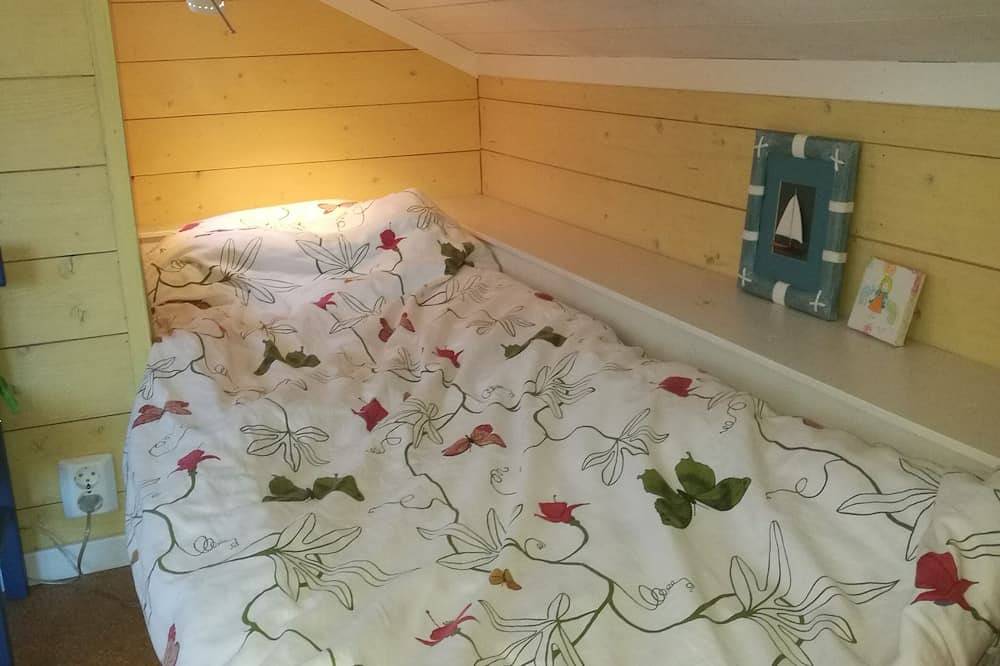 Sjarmerende feriehus/hytte ved Fuglevik Marina, Rygge/Moss, 50 minutter fra Oslo in Rygge