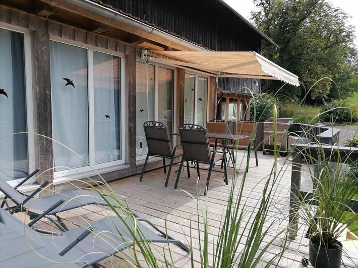Ferienwohnung für 4 Personen, mit Terrasse und Garten sowie Ausblick
