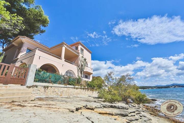 Villa pour 11 personnes, avec terrasse et jardin