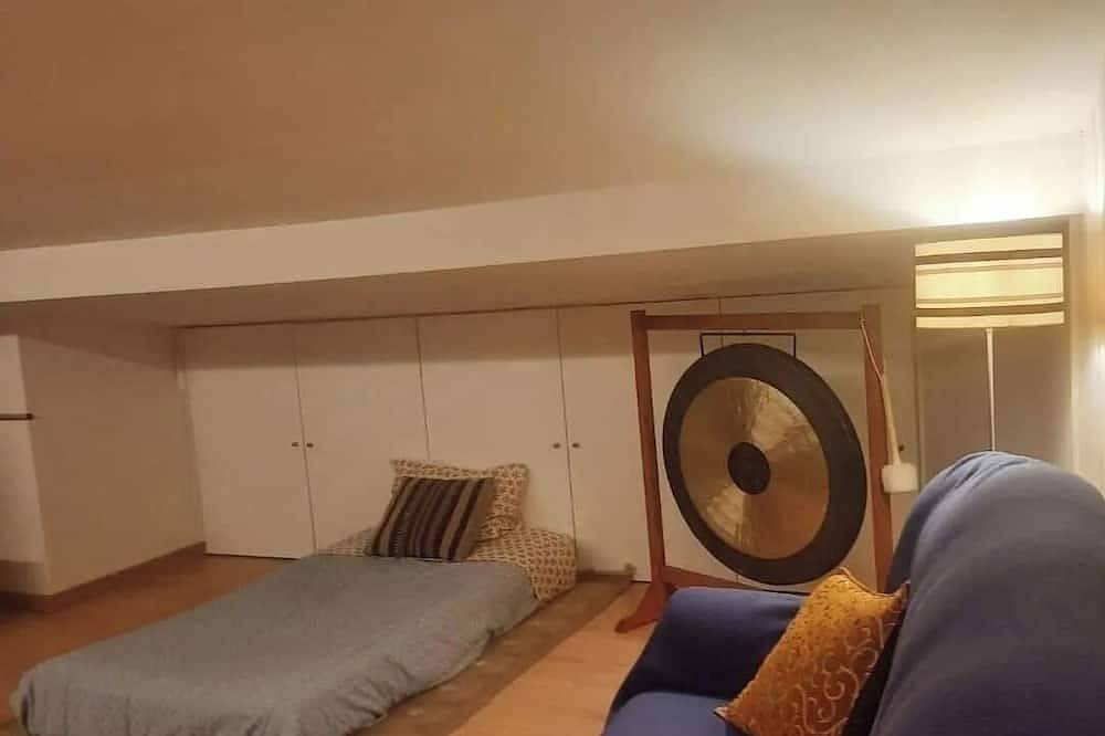 Entire apartment, Next Stop Room in Azurara, Porto District