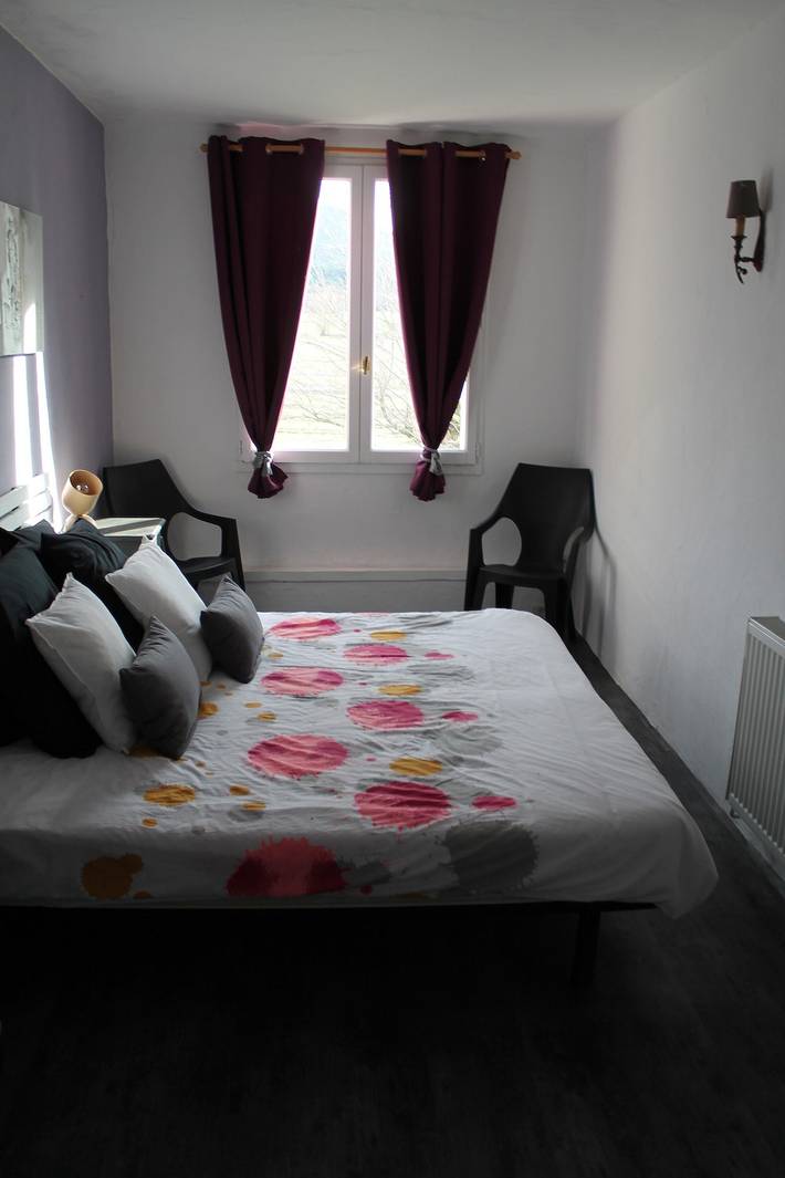 Chambre d’hôte pour 2 personnes, avec jardin dans la Drôme