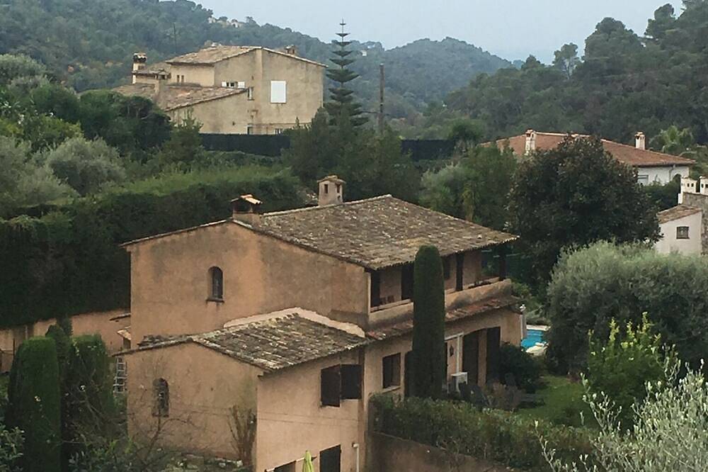 Villa pour 8 Personnes dans Vence, Région de Cannes