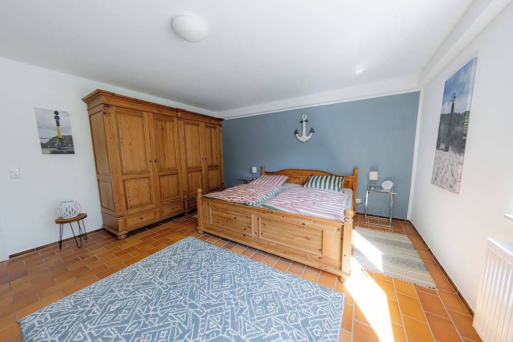 Ganze Wohnung, Großzügige \"Ferienwohnung am Königsgehege\" Plön in Plön, Plön (Stadt)