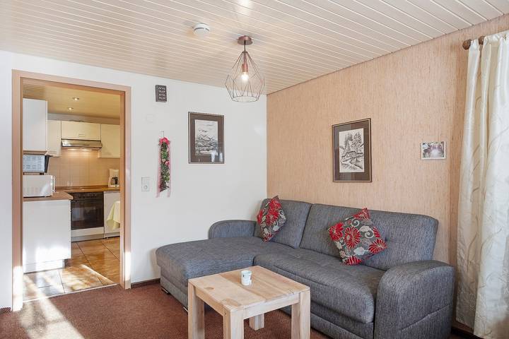 Appartement entier, Appartement 'Ferienwohnung Steinhäusle 1' avec vue sur la montagne, terrasse partagée et Wi-Fi in Vöhrenbach, Forêt-Noire centrale