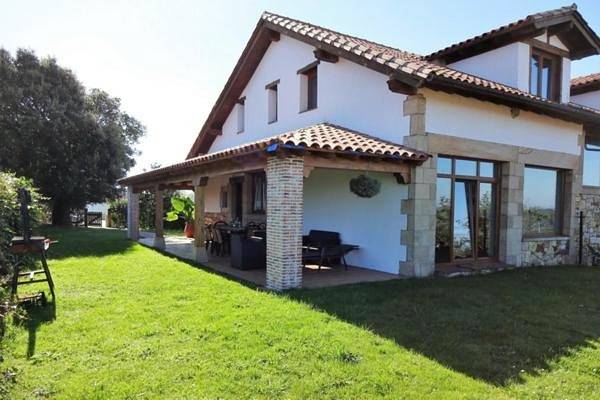 Casa rural para 8 personas, con Balcón y Terraza además de Jardín y Vistas en Val de San Vicente - 2